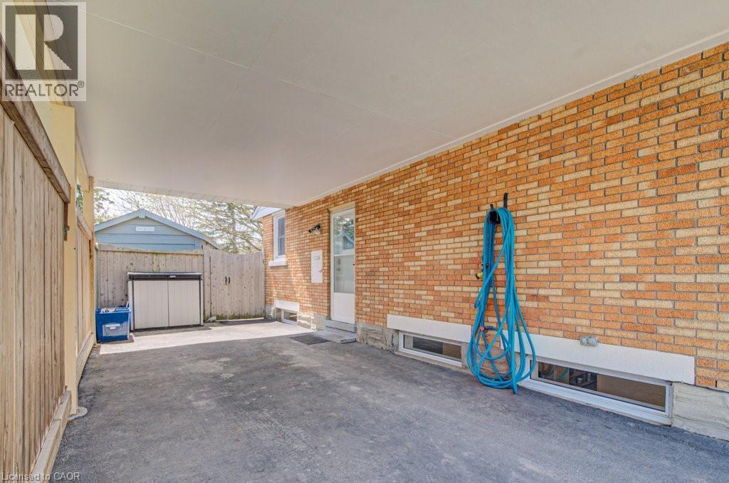 549 DUNBAR Road, Kitchener, Ontario, N2M2X1 — Photo 5