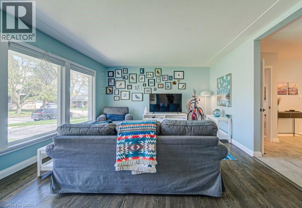 549 DUNBAR Road, Kitchener, Ontario, N2M2X1 — Photo 9