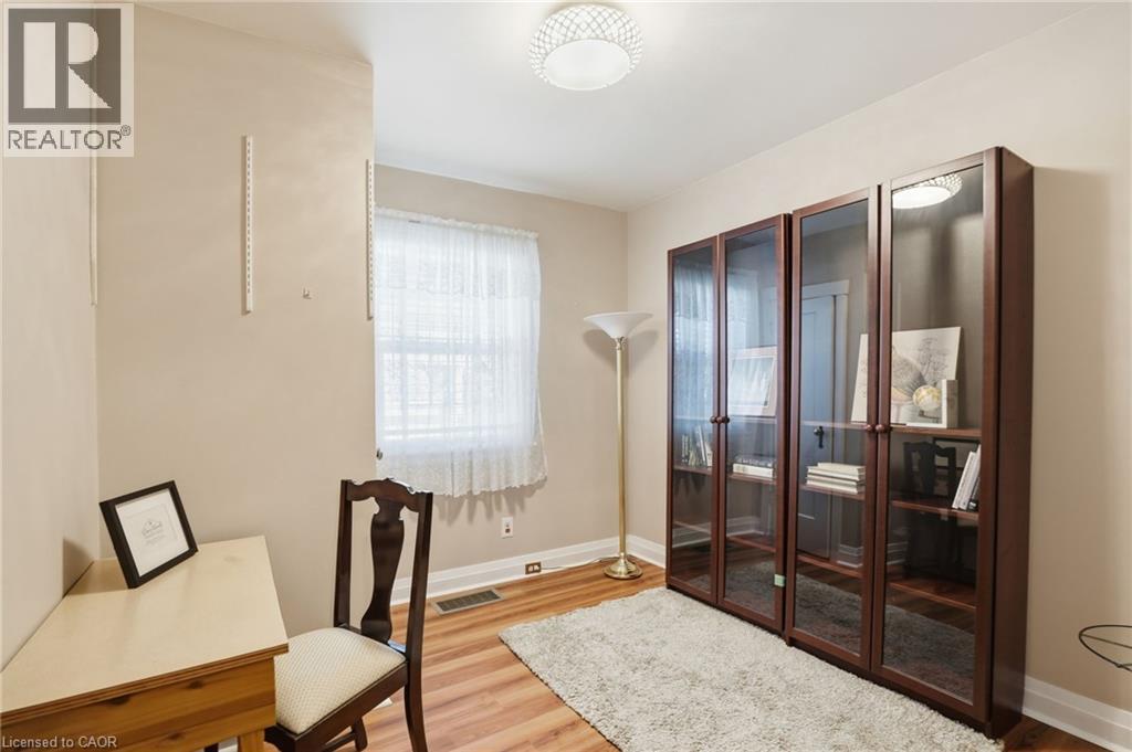 123 LONGWOOD Road N, Hamilton, Ontario, L8S3V8 — Photo 12
