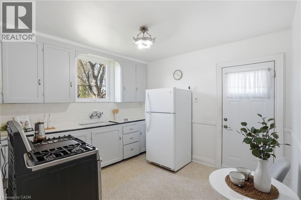 123 LONGWOOD Road N, Hamilton, Ontario, L8S3V8 — Photo 17