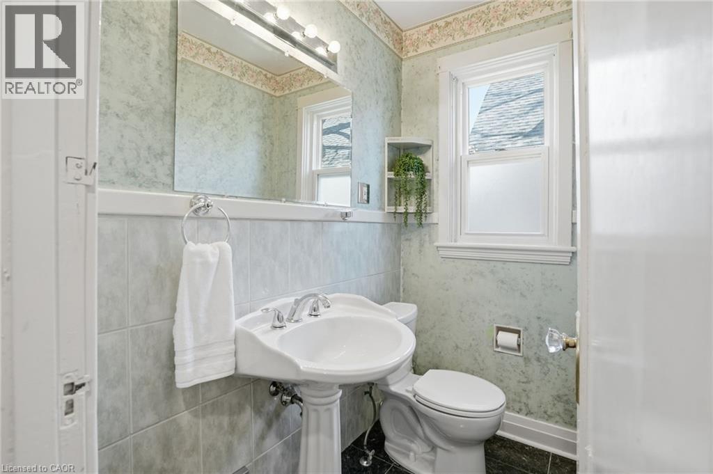 123 LONGWOOD Road N, Hamilton, Ontario, L8S3V8 — Photo 19