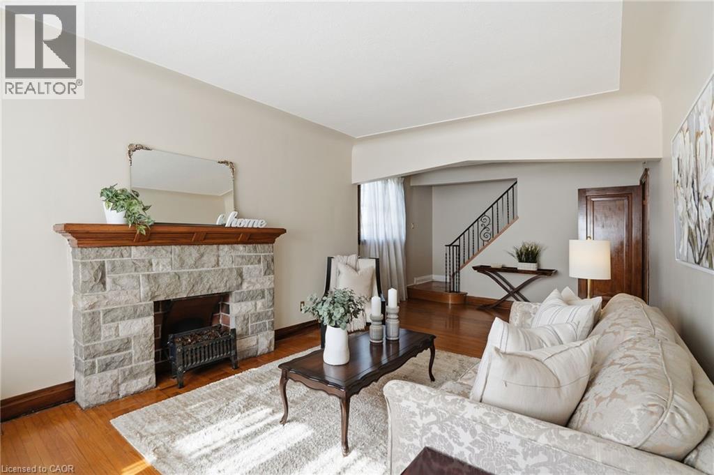 123 LONGWOOD Road N, Hamilton, Ontario, L8S3V8 — Photo 9