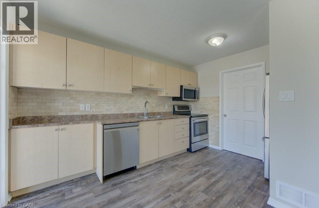 12 HOLBORN Drive Unit# 6A, Kitchener, Ontario, N2A0A4 — Photo 11
