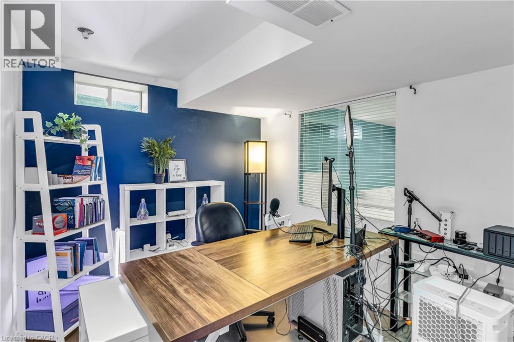 67 ORCHID Crescent, Kitchener, Ontario, N2E3N4 — Photo 30