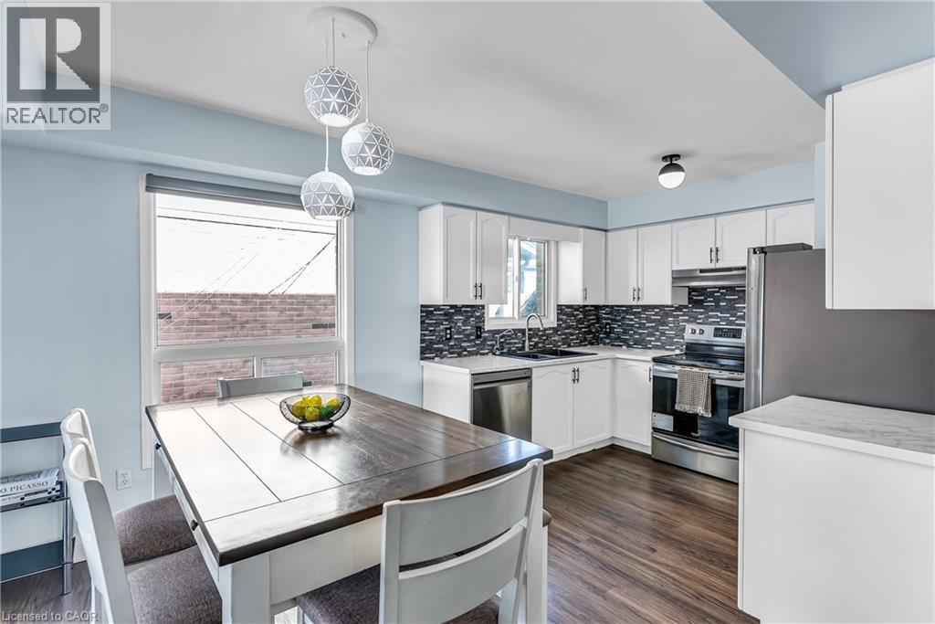 67 ORCHID Crescent, Kitchener, Ontario, N2E3N4 — Photo 8