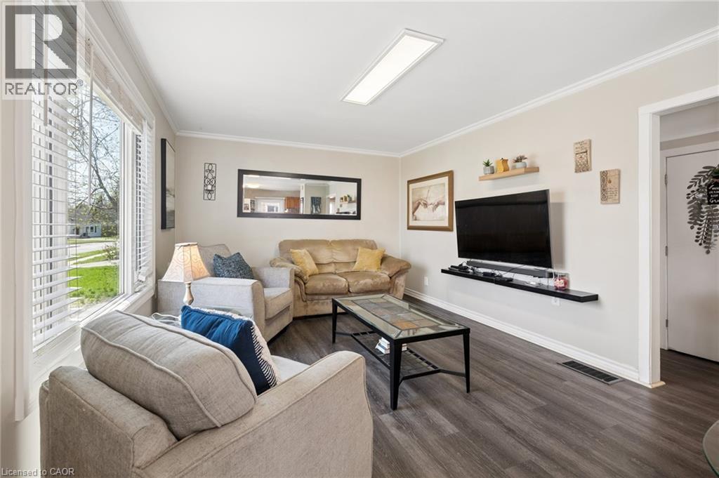100 MEMORIAL Crescent, Guelph, Ontario, N1H6B9 — Photo 7