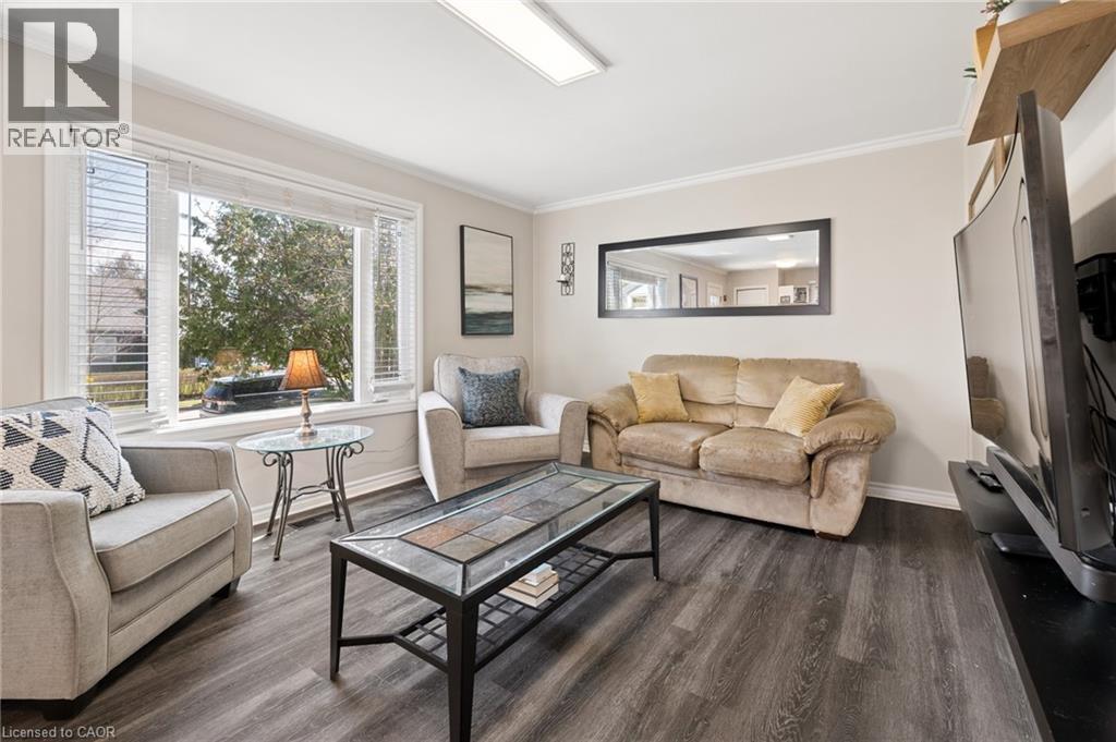 100 MEMORIAL Crescent, Guelph, Ontario, N1H6B9 — Photo 8