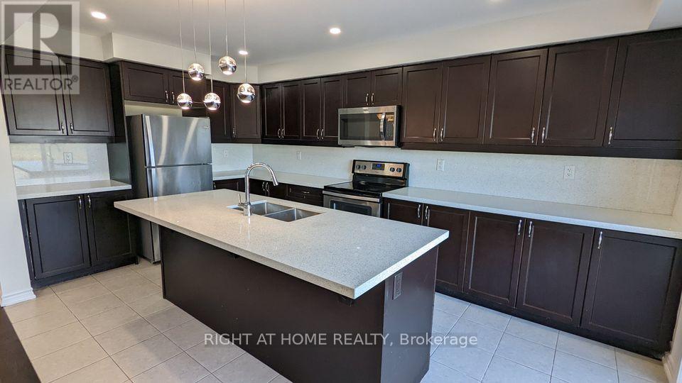 686 LAKING TERRACE, Milton (CL Clarke), Ontario, L9T0Y8 — Photo 10