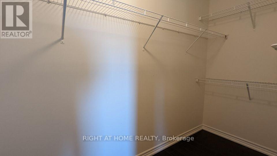 686 LAKING TERRACE, Milton (CL Clarke), Ontario, L9T0Y8 — Photo 16