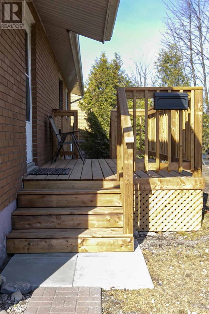 2 Winfield DR, Sault Ste. Marie, Ontario, P6C2M9 — Photo 10