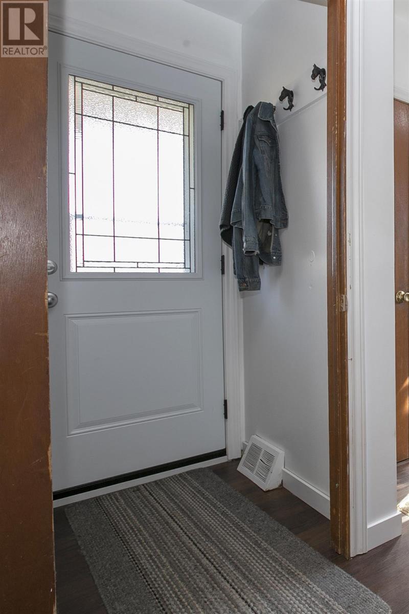 2 Winfield DR, Sault Ste. Marie, Ontario, P6C2M9 — Photo 11
