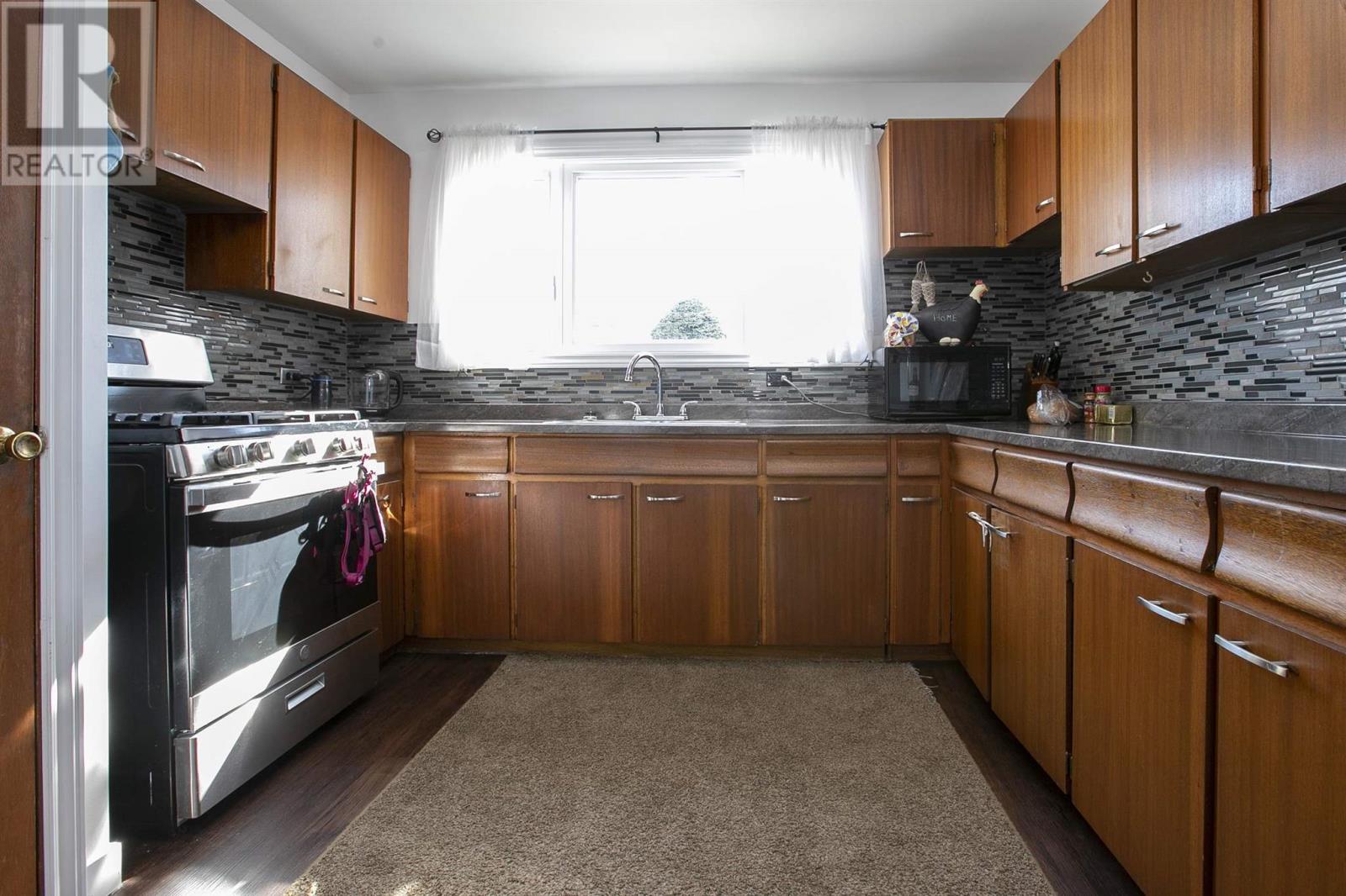 2 Winfield DR, Sault Ste. Marie, Ontario, P6C2M9 — Photo 13