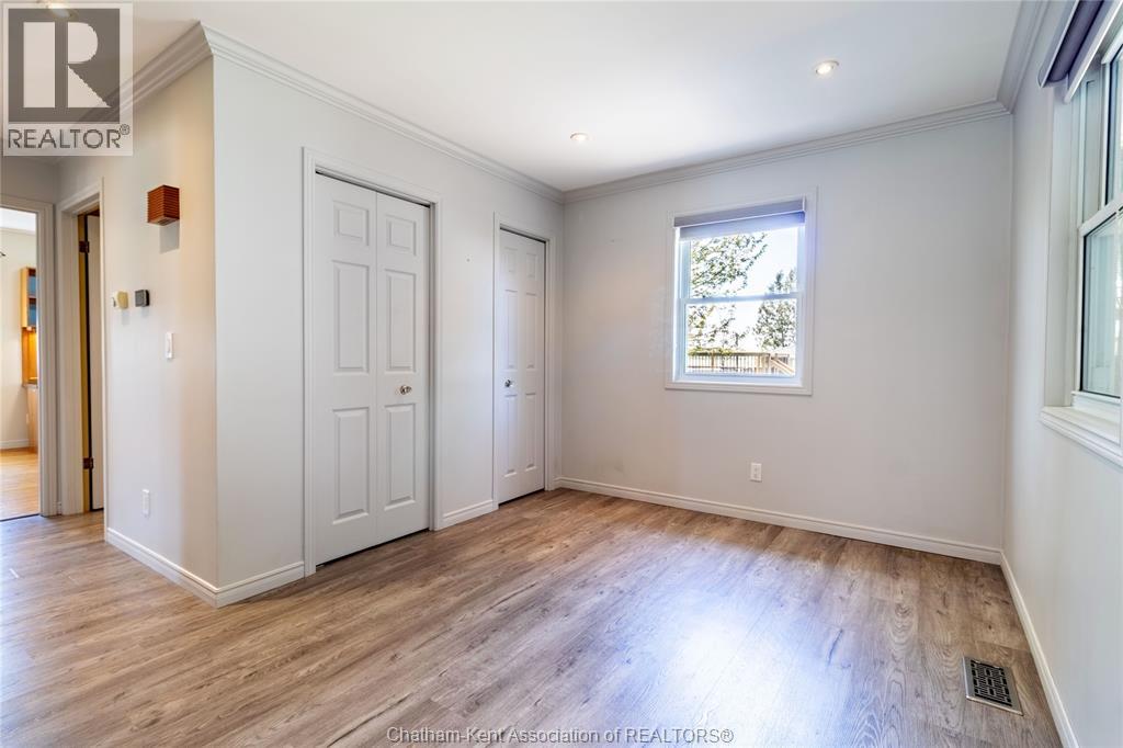6121 Emerson AVENUE, Comber, Ontario, N0P1J0 — Photo 13
