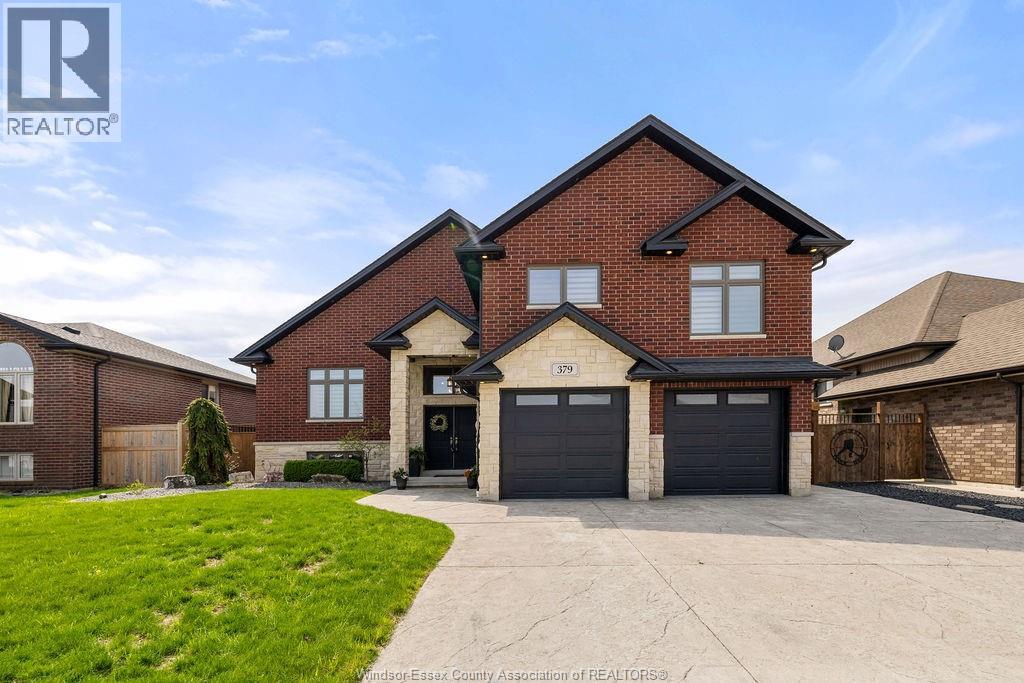 379 PIROLI CRESCENT, Lakeshore, Ontario, N8L0R7 — Photo 2