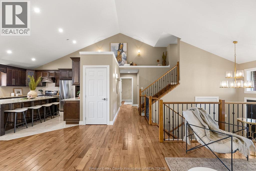379 PIROLI CRESCENT, Lakeshore, Ontario, N8L0R7 — Photo 4