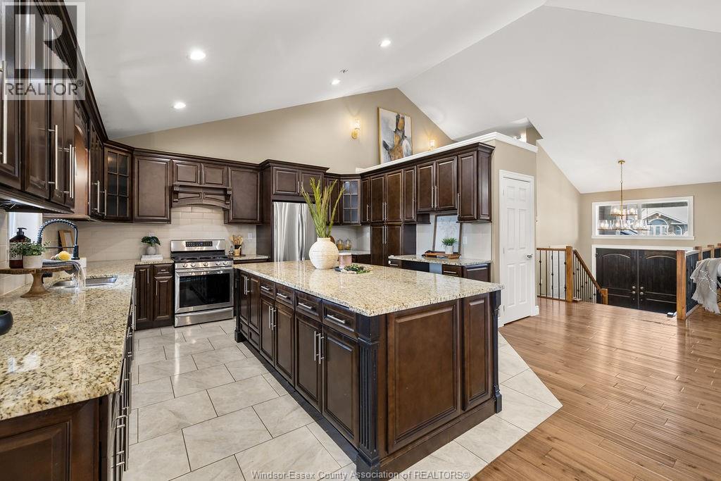 379 PIROLI CRESCENT, Lakeshore, Ontario, N8L0R7 — Photo 9