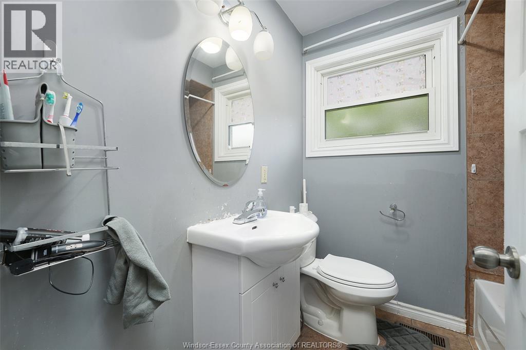 3598 RANKIN AVENUE, Windsor, Ontario, N9E3C5 — Photo 23