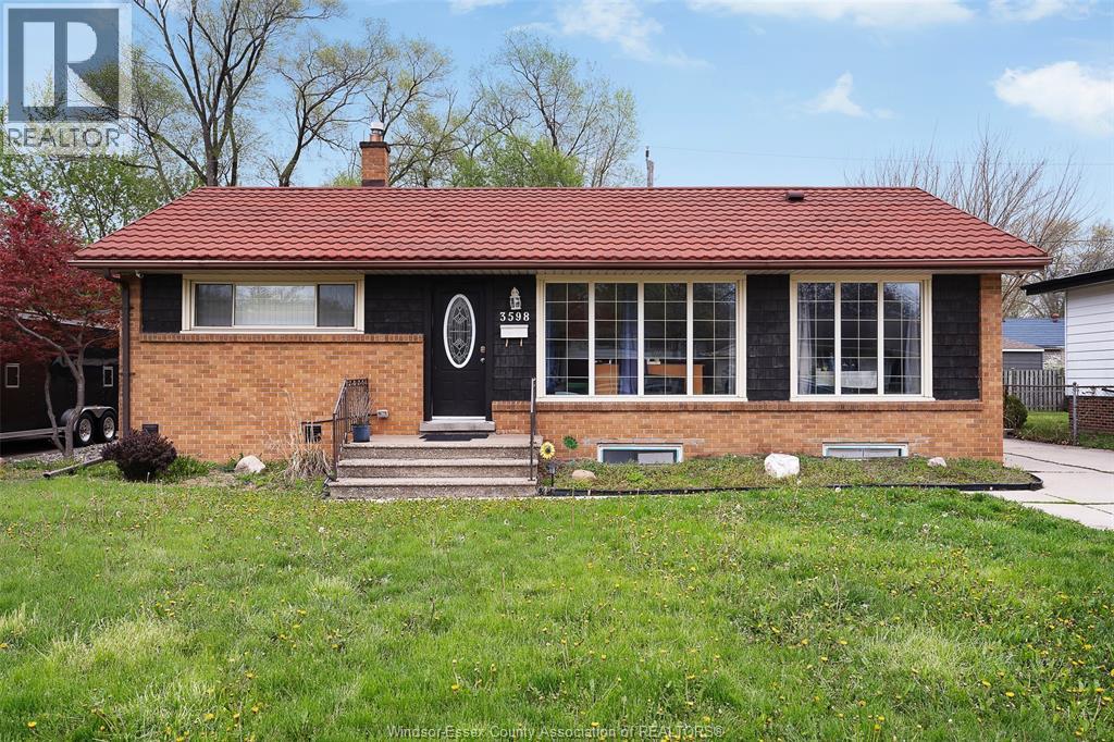 3598 RANKIN AVENUE, Windsor, Ontario, N9E3C5 — Photo 3