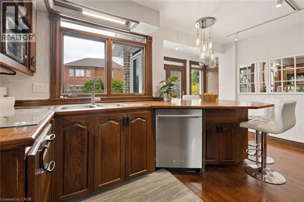 12 BURNHAMILL Place, Etobicoke, Ontario, M9C3S4 — Photo 15