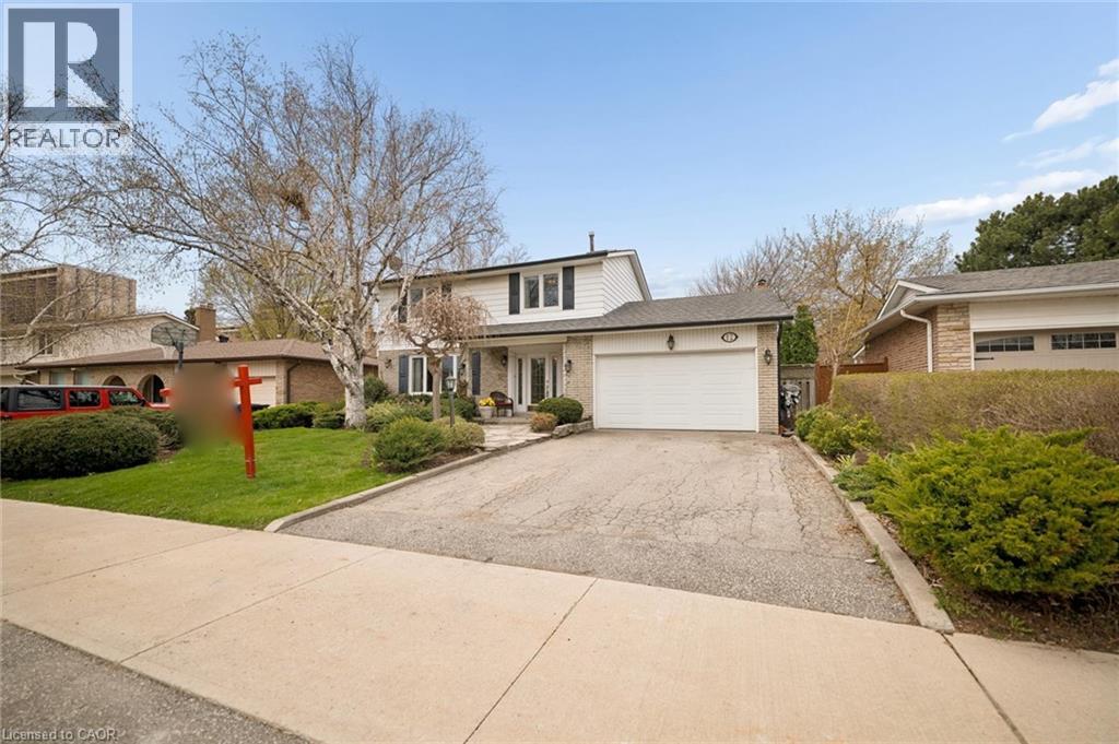 12 BURNHAMILL Place, Etobicoke, Ontario, M9C3S4 — Photo 2