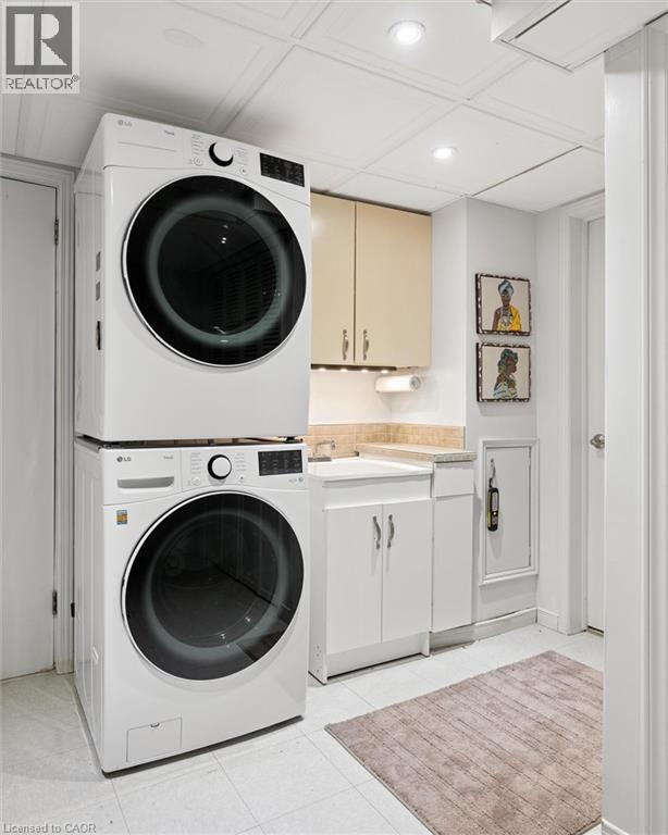 12 BURNHAMILL Place, Etobicoke, Ontario, M9C3S4 — Photo 35