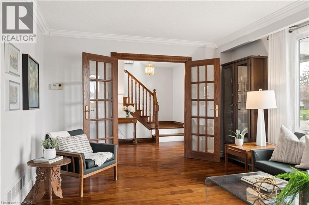 12 BURNHAMILL Place, Etobicoke, Ontario, M9C3S4 — Photo 9