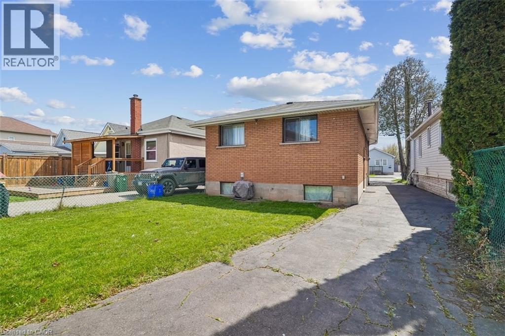 547 QUEBEC Street, Hamilton, Ontario, L8H6V3 — Photo 13