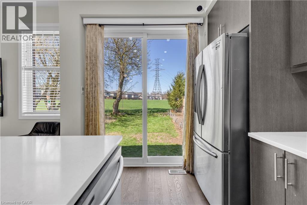 661 DOON SOUTH Drive, Kitchener, Ontario, N2P0H5 — Photo 12