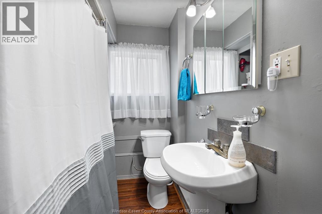 2256 CHURCH, Windsor, Ontario, N8X1V9 — Photo 12