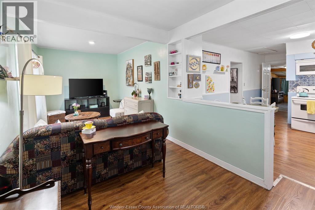 2256 CHURCH, Windsor, Ontario, N8X1V9 — Photo 2