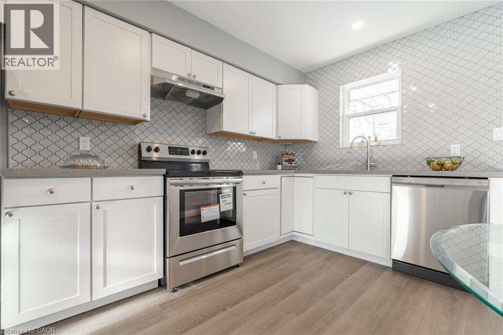 58 SANDALWOOD Avenue, Hamilton, Ontario, L8T2E3 — Photo 11