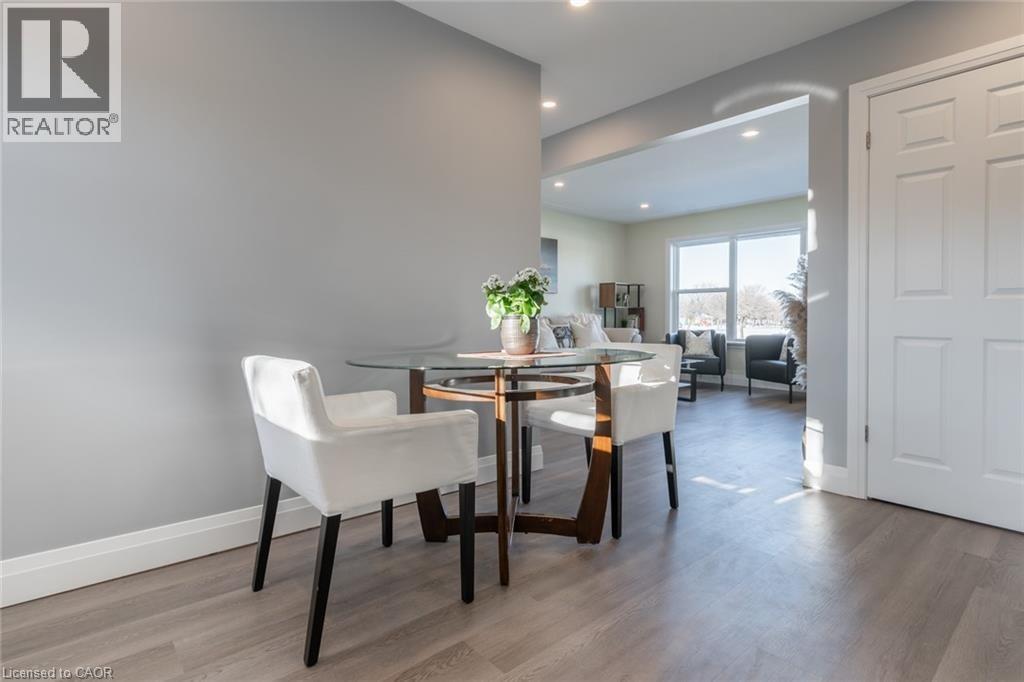 58 SANDALWOOD Avenue, Hamilton, Ontario, L8T2E3 — Photo 14