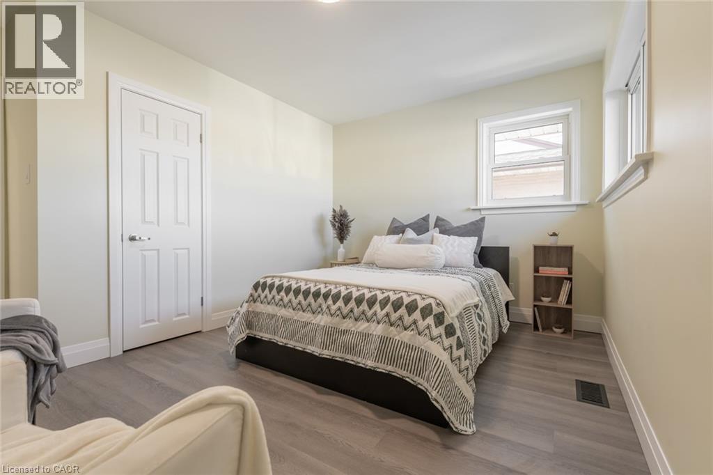 58 SANDALWOOD Avenue, Hamilton, Ontario, L8T2E3 — Photo 20
