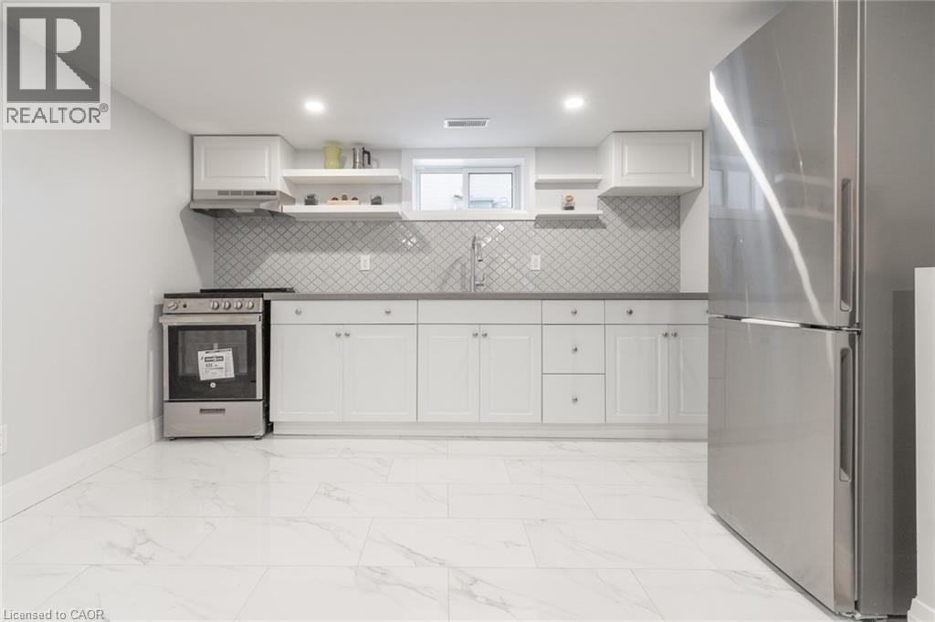 58 SANDALWOOD Avenue, Hamilton, Ontario, L8T2E3 — Photo 29