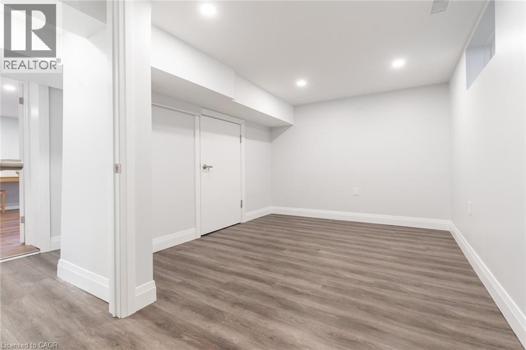 58 SANDALWOOD Avenue, Hamilton, Ontario, L8T2E3 — Photo 39