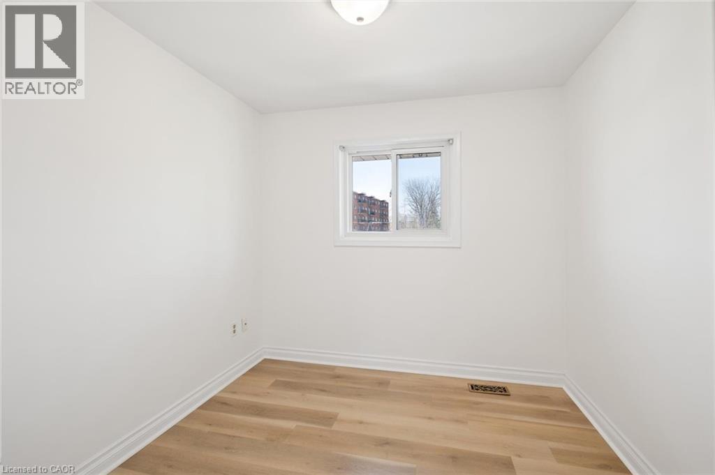91 WILFRED Avenue, Kitchener, Ontario, N2A1W9 — Photo 17