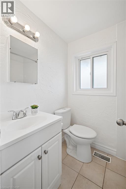 91 WILFRED Avenue, Kitchener, Ontario, N2A1W9 — Photo 19