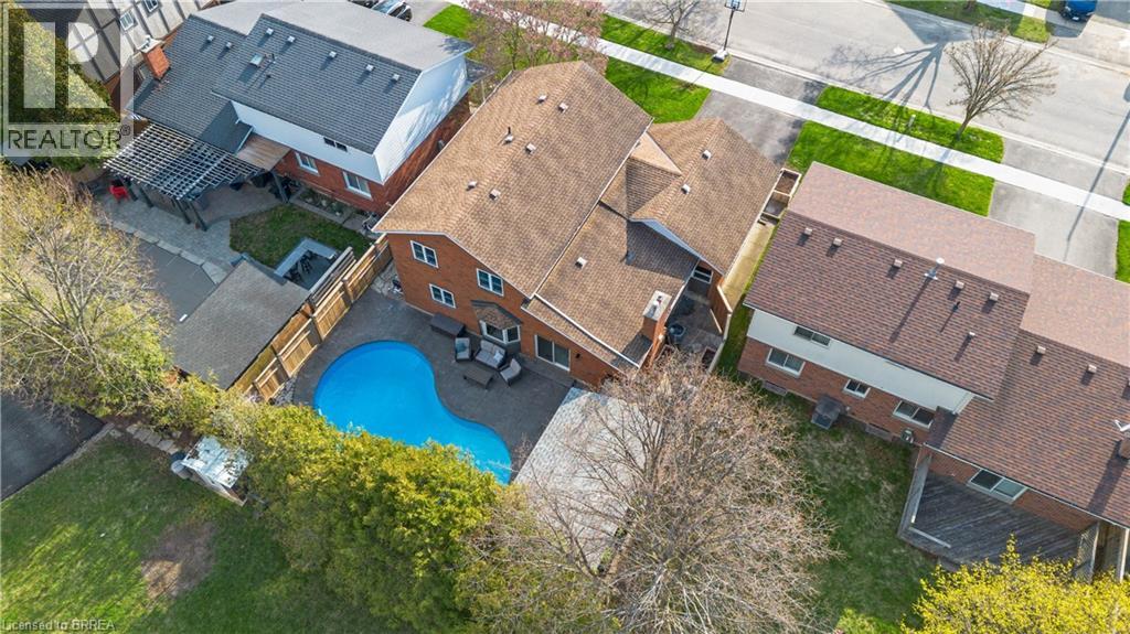 7 COLONIAL Crescent, Brantford, Ontario, N3R7M5 — Photo 50