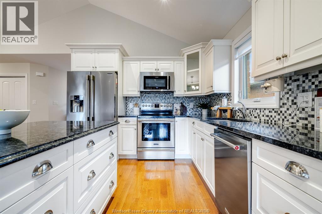 1181 Hayes, LaSalle, Ontario, N9H0G5 — Photo 5