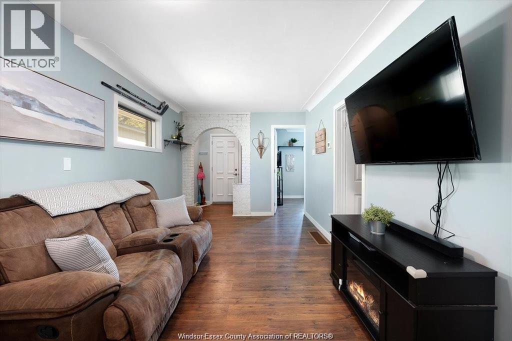 2219 MARENTETTE, Windsor, Ontario, N8X4E8 — Photo 6