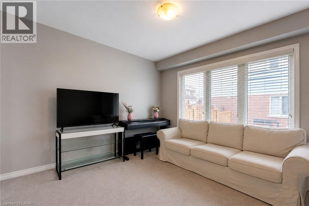 71 GLENVISTA Drive, Kitchener, Ontario, N2R0E3 — Photo 11