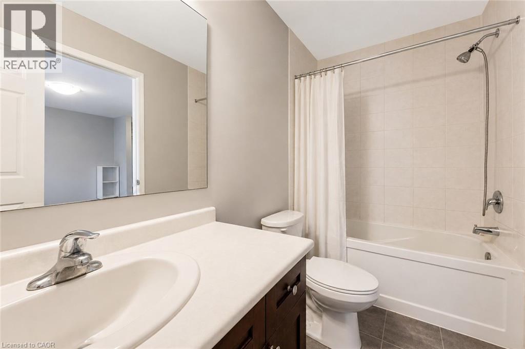 71 GLENVISTA Drive, Kitchener, Ontario, N2R0E3 — Photo 23