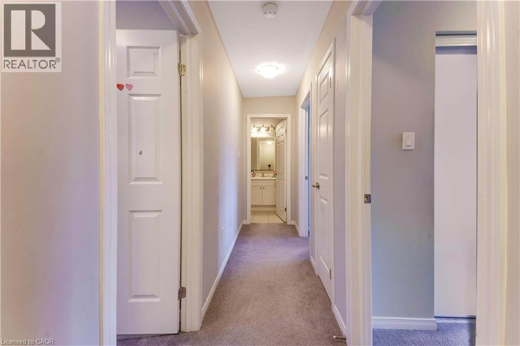 71 GLENVISTA Drive, Kitchener, Ontario, N2R0E3 — Photo 6