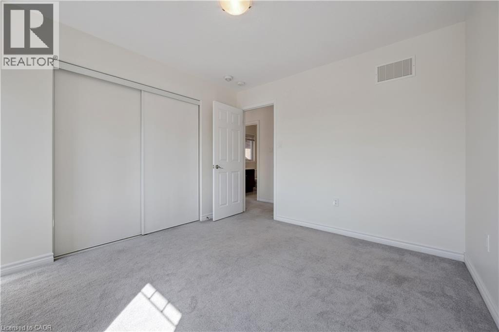 267 GROVEHILL Crescent, Kitchener, Ontario, N2R0K8 — Photo 15