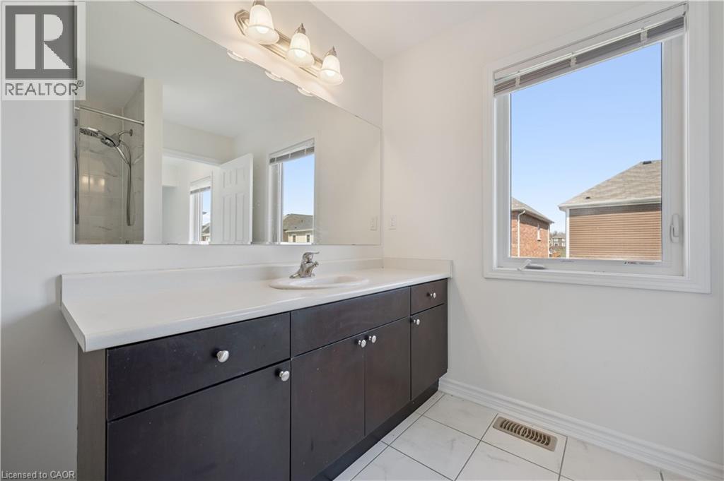 267 GROVEHILL Crescent, Kitchener, Ontario, N2R0K8 — Photo 23