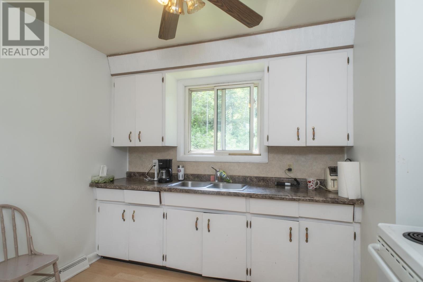 130 Hull Ave, Thunder Bay, Ontario, P7A6P1 — Photo 11