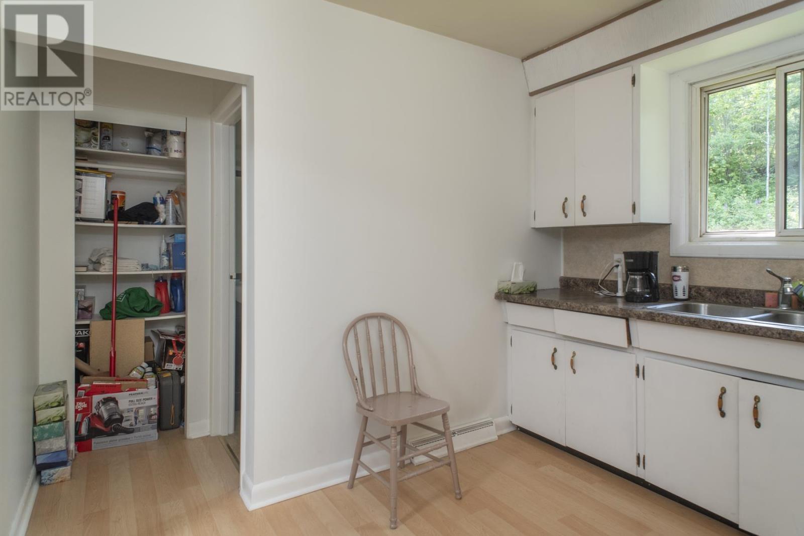 130 Hull Ave, Thunder Bay, Ontario, P7A6P1 — Photo 13