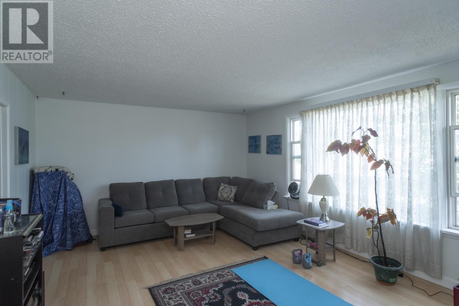 130 Hull Ave, Thunder Bay, Ontario, P7A6P1 — Photo 2
