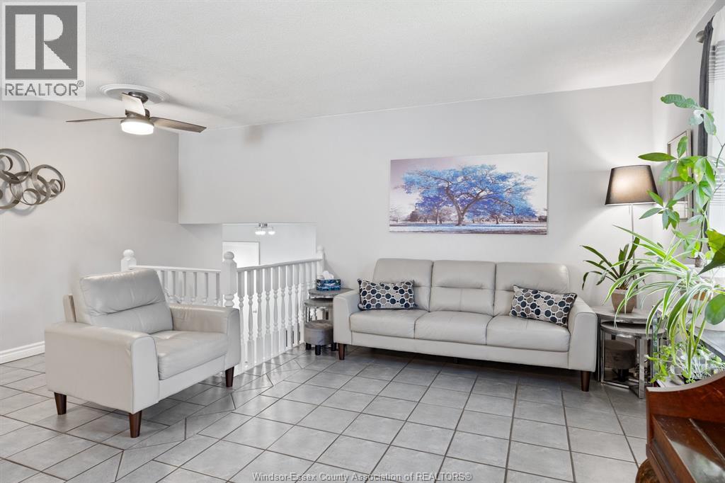 2055 GRAND MARAIS ROAD West, Windsor, Ontario, N9E4K1 — Photo 13