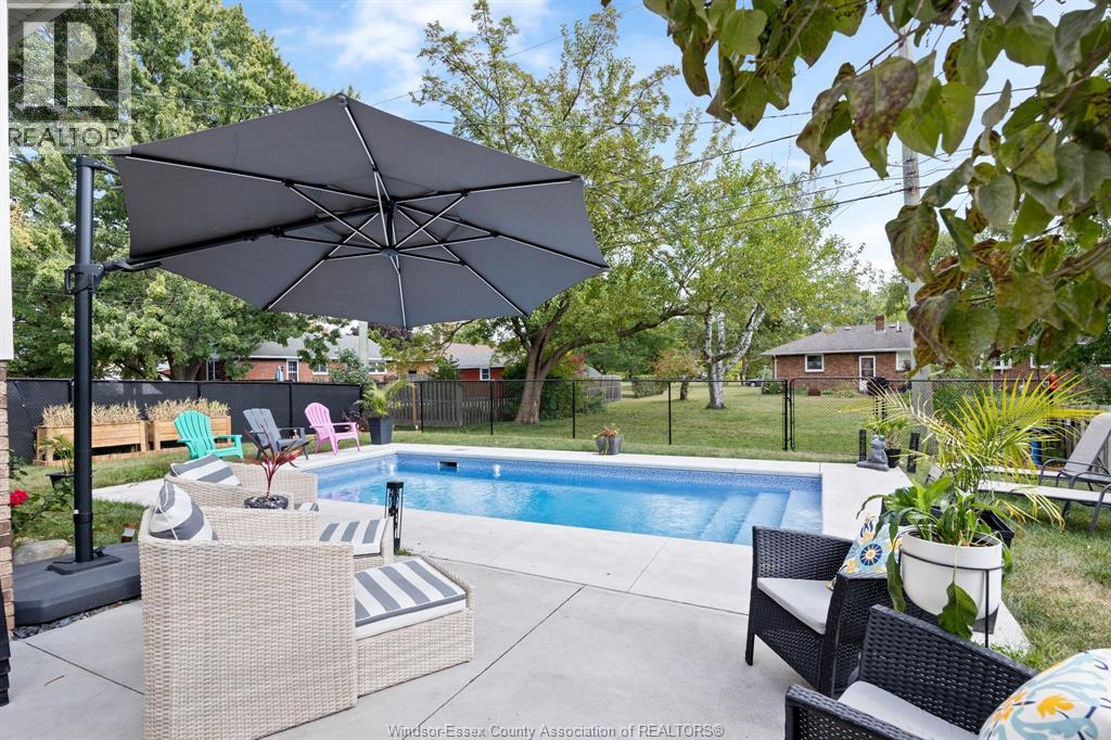 2055 GRAND MARAIS ROAD West, Windsor, Ontario, N9E4K1 — Photo 27